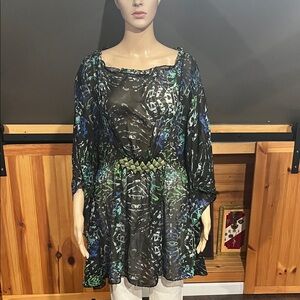 Custo Barcelona Black and Green Tunic 100% Silk